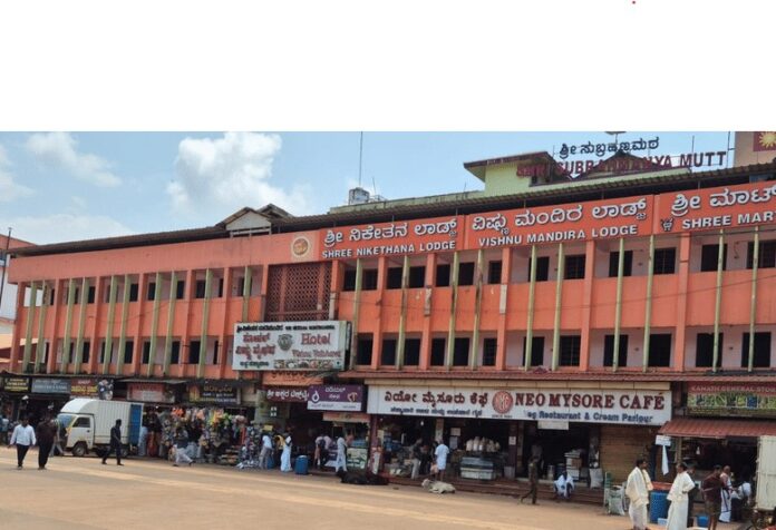 Kukke Subrahmanya Car Street Shriniketana building and Skanda Krupa demolition and vacating process after Supreme Court verdict Master Plan